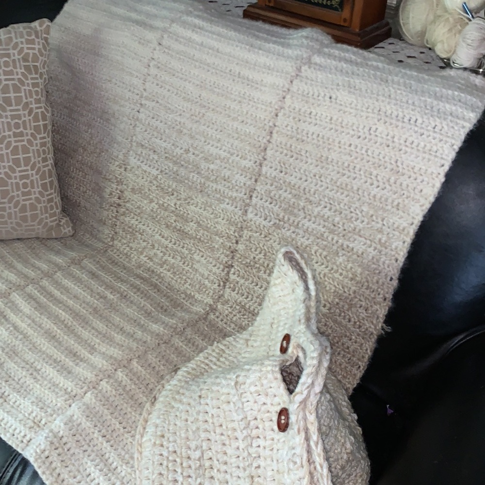 Soft Double Threaded Ombré Handmade Crochet Throw Blanket with Two Ribs